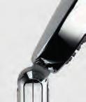 Šestistupňová regulace polohy ruční sprchy umožňuje nastavit proud vody v dokonalém úhlu.