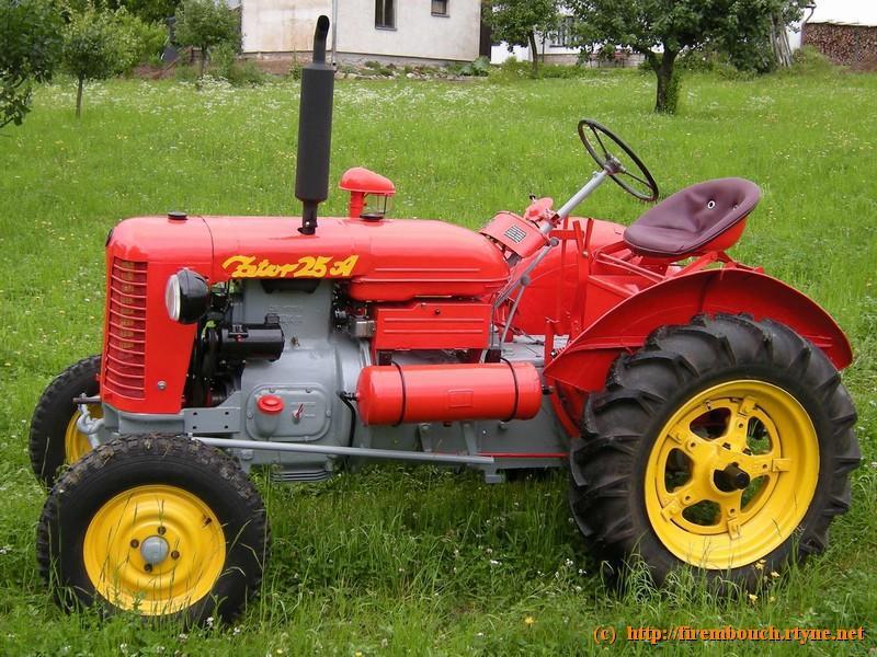 POZVÁNKA Dne 15.6.2019 se uskuteční již 18. Ročník srazu traktorů Zetor 25 na tradičním místě v Dobrkově.