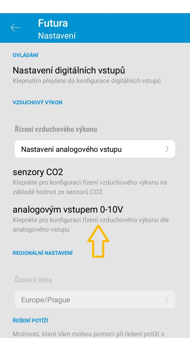 Anal ogový vstup IN1 a IN2 (0 10 V) slouží k ovládání výkonu jednotky v Automatickém režimu. Je možné uživatelsky nastavit lineární závislost výkonu jednotky na vstupním napětí 0-10 V.