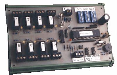 3. Soubor komponentů přístupového systému PSO 8 Elektronický klíč s kovovou klíčenkou (počet je nutno