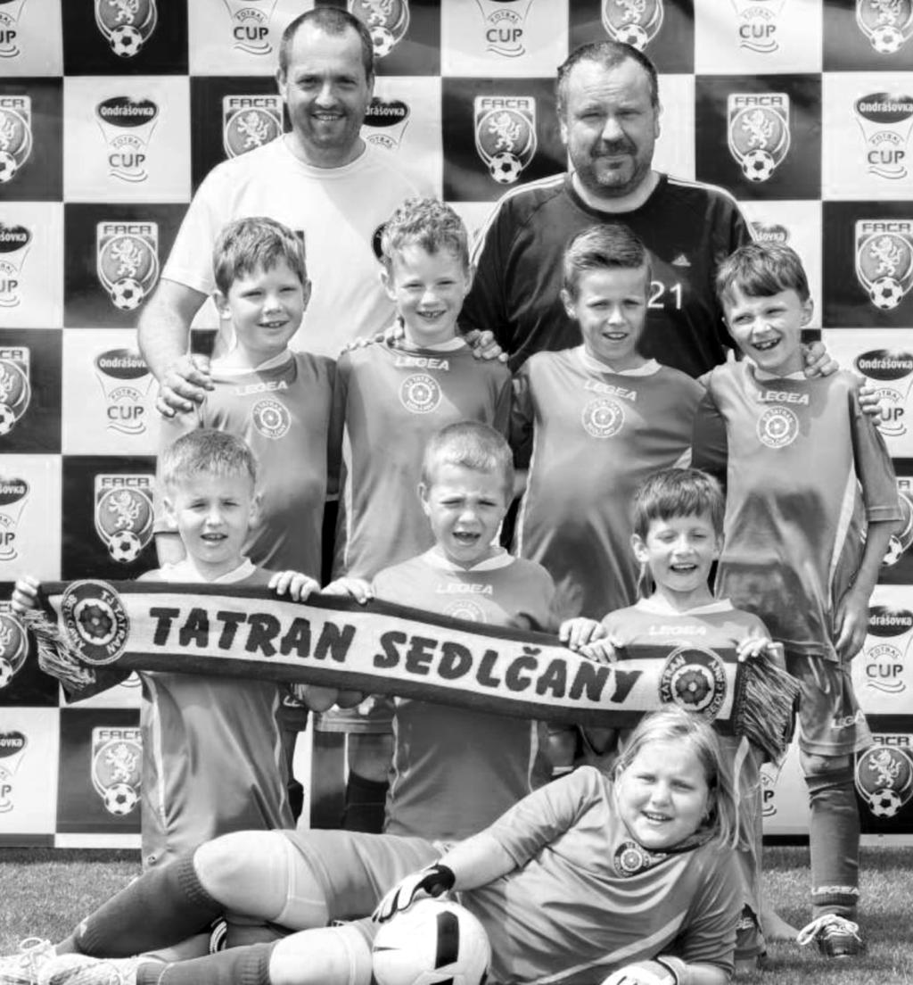 14 strana SPORT Mladší fotbalová přípravka se probila do finále Ondrášovka Cupu CHOMUTOV Hráči z mladší fotbalové přípravky Tatranu už se těší na prázdniny, ale ještě předtím je v první polovině