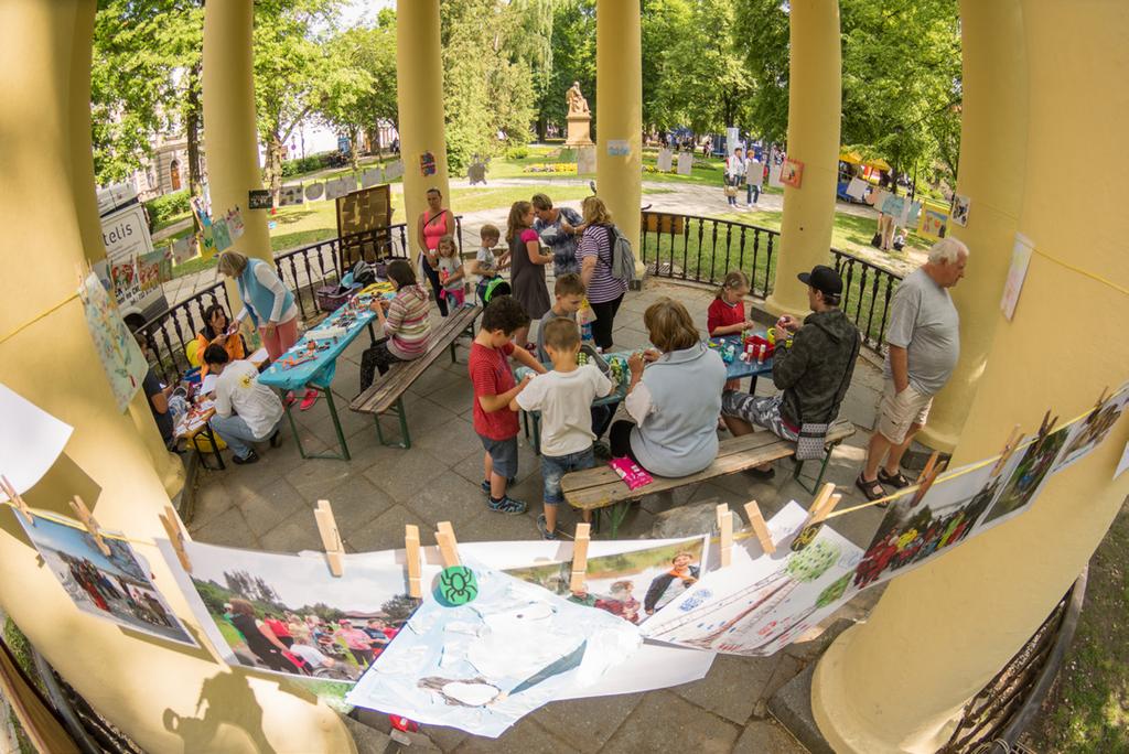 13 3.7 Schrenkův pavilon, Palackého sady, Písek Schrenkův pavilon je využíván k