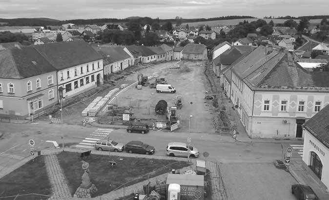 Pohled z věže na rekonstruované černovické náměstí. Foto: J. Podhola Přestavba bývalé MŠ na byty zahájení příjmu žádostí Město má v plánu přestavět bývalou MŠ na byty.