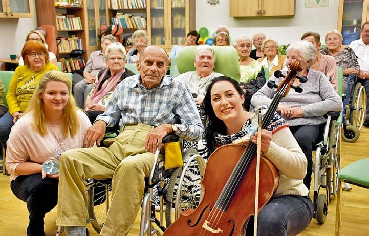 Nejlevnější podaná nabídka se však vyšplhala o téměř třicet milionů výše a současně s tím jsme přišli o možnost získání státní dotace, neboť MŠMT na poslední chvíli vyřadilo města do deseti tisíc