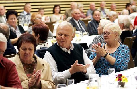 Setkání seniorů Obec Píšť každoročně pořádá tradiční setkání vedení obce se seniory. Tato kulturně-společenská akce proběhla ve čtvrtek 3.