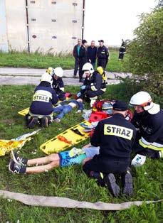 Simulován byl požár usedlosti, skladu pohonných hmot a dalších přilehlých prostor. Rovněž probíhal nácvik záchrany raněných a jejich ošetření.