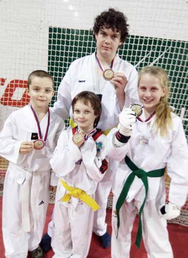 sport vánoční turnaj ve stolním tenisu malí taekwondisté v praze: dvě stříbra, dva bronzy!