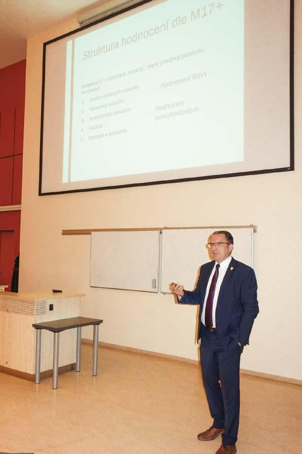 Příprava strategie výzkumu VFU Brno pro další období V posledním období MŠMT zvýrazňuje nezbytnost vypracování strategie výzkumné činnosti na vysoké škole a tento požadavek propojuje s přípravou na