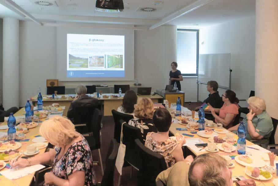 MVDr. Radka Dobšíková, Ph.D. úspěšně habilitovala na VFU Brno Doc. MVDr. Radka Dobšíková, Ph.D. studium FVHE VFU Brno ukončila v roce 1998. Doktorskou dizertační práci obhájila a titul Ph.D. získala v roce 2004 na FVHE VFU Brno v oboru Ekologie, ekotoxikologie a radiobiologie.