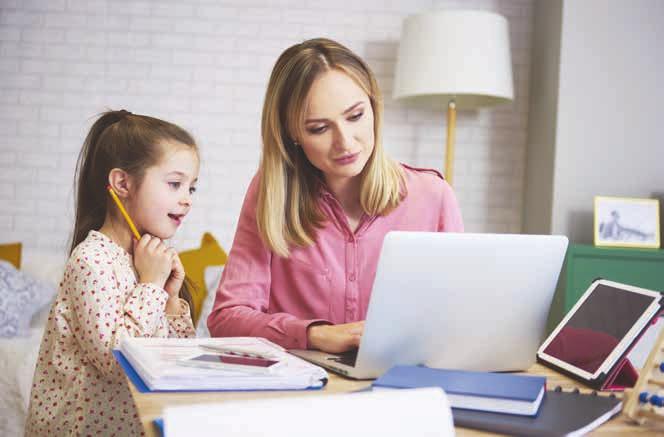 Home office není pro každého Jak jste již jistě zjistili, pracovat z domu, když je pohromadě celá rodina, je velmi obtížné. Ženy mají výhodu, protože dokáží dělat více věci najednou.