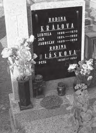 Krále na českokrumlovském hřbitově.