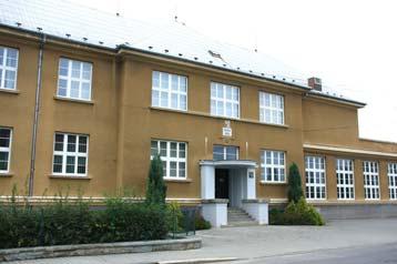 Rada na návrh příspěvkové organizace KD schválila odpis podlahového mycího stroje, pořízeného v prosinci 2009.