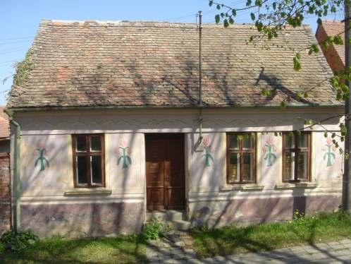 PŘÍSPĚVKY ČTENÁŘŮ VZPOMÍNKA K NAROZENINÁM Pan Zdeněk Bystrý se narodil 25. května 1933 v Petrovicích (čp. 22). Chodil zde od 1. až do 4. třídy, poté přestoupil do měšťanky ve Vémyslicích.