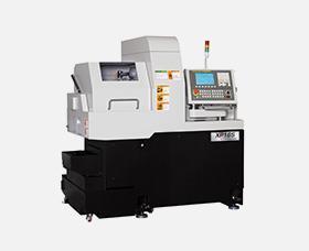 Společnost Hanwha Machine Tool zahájila výrobu CNC automatů švýcarského typu v roce 1991 a v roce 1998 vyvinula v Koreji první CNC stroj s posuvným vřeteníkem, nazvaný jako řada ML.