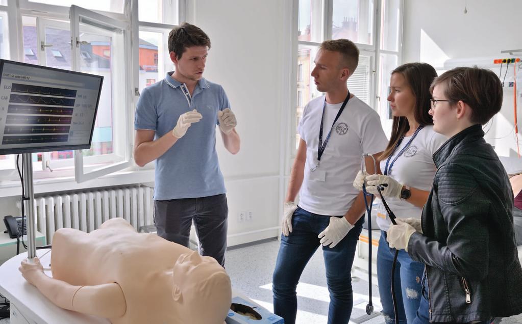 5 Medikemp 2019 - aneb medikem na zkoušku, to je název akce pro gymnazisty,