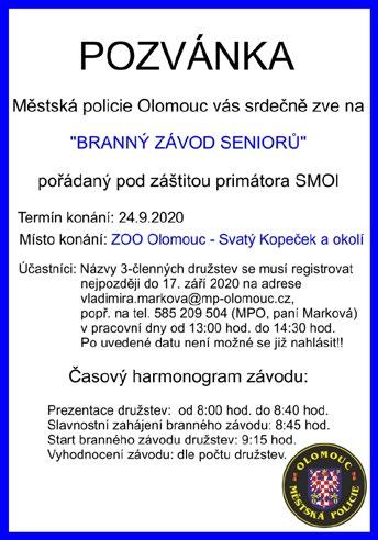 CVIČENÍ Každý hasič se musí umět slanit z výšky do bezpečí.