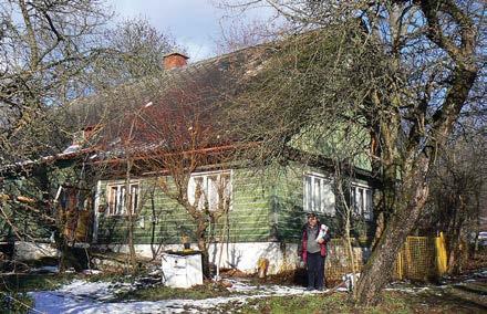 V chalupě u Matějů již na něj čekala čtyřletá sestra Emilka a dvouletý bráška Pepík. Příští den, 27. května 1909, jej ponikelský pan farář Jindřich Kolář pokřtil jménem Bohumil.