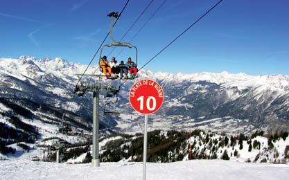 Forêt Blanche /Bílý les/. Oblast je vyhledávaným místem lyžařů všech úrovní, trasy jsou určeny pro úplné začátečníky i zkušené lyžaře (např.