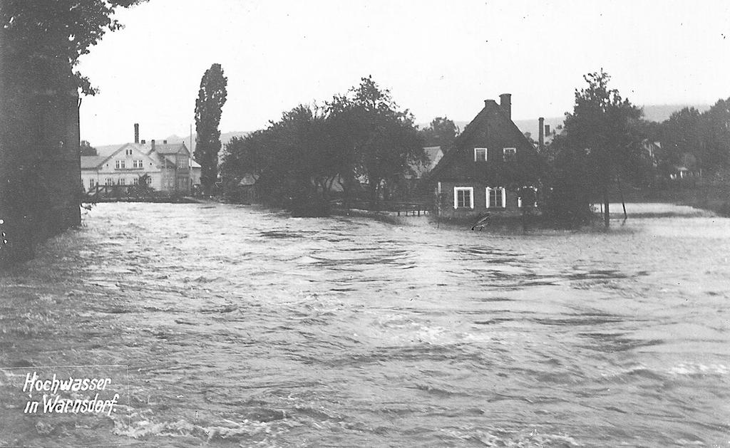 Na pohled spíše klidná říčka, sevřená dnes vysokými břehy regulovanými v letech 1904 1911, uměla v minulosti i zazlobit. Uprostřed léta, 30. července 1897, se v noci spustil prudký liják.