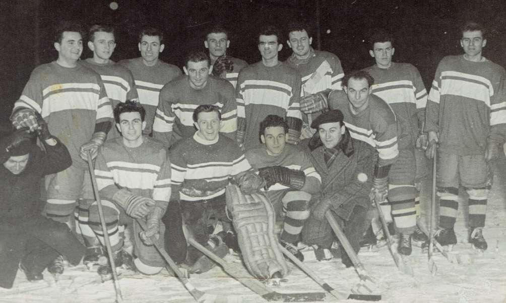 Nejstarší dochovaná fotografie týmu mužů Tatranu Lanškroun je zřejmě z roku 1957.