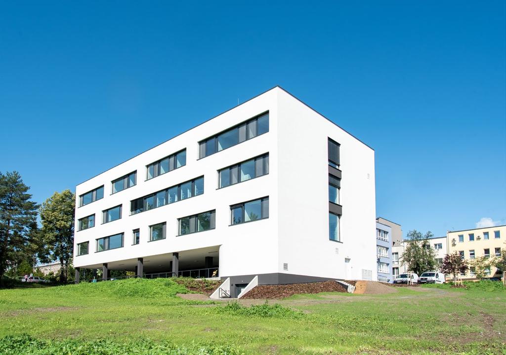 Do projektování pavilonu byli vedle architekta Adama Rujbra a stavebníků zapojeni rovněž zdravotníci.