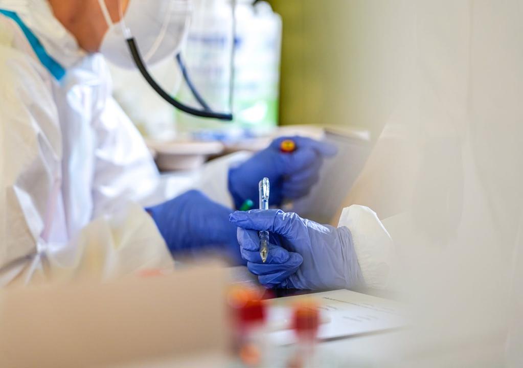 9.1 Veřejné zakázky v roce 2020 Oddělení veřejných zakázek na základě požadavků jednotlivých pracovišť Fakultní nemocnice Olomouc v roce 2020 realizovalo 763 veřejných zakázek s celkovou