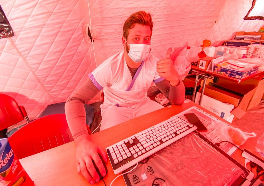 Přehled stížností, podnětů a poděkování 12 110 VÝROČNÍ ZPRÁVA FAKULTNÍ