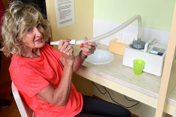 Bylo pomalu nad lidské síly dát dohromady dvě jedinečné osobnosti Zuzanu Bubílkovou a Jiřího Krampola při pobytu ve Schrothových lázních v Dolní Lipové.