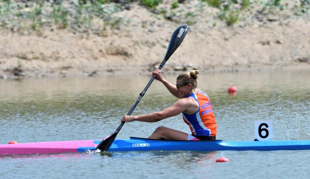 Sportovní sekce kanoistika rychlost Sportovní sekce rychlostní kanoistiky profesionálně zabezpečuje přípravu nejlepším reprezentantům ČR a jejich mladším následovníkům.