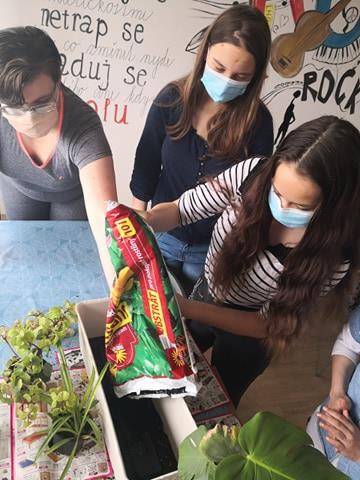 Pracovníci klubu uspořádali v parku preventivní akci Řekni drogám ne pro