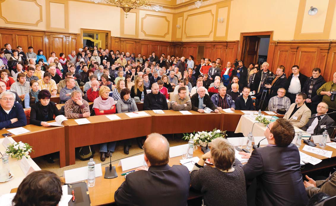 zprávy ze správy 5 Kulatý stůl v Jihlavě projednal problematiku geologických průzkumů V aule Vysoké školy polytechnické v Jihlavě proběhla 14.