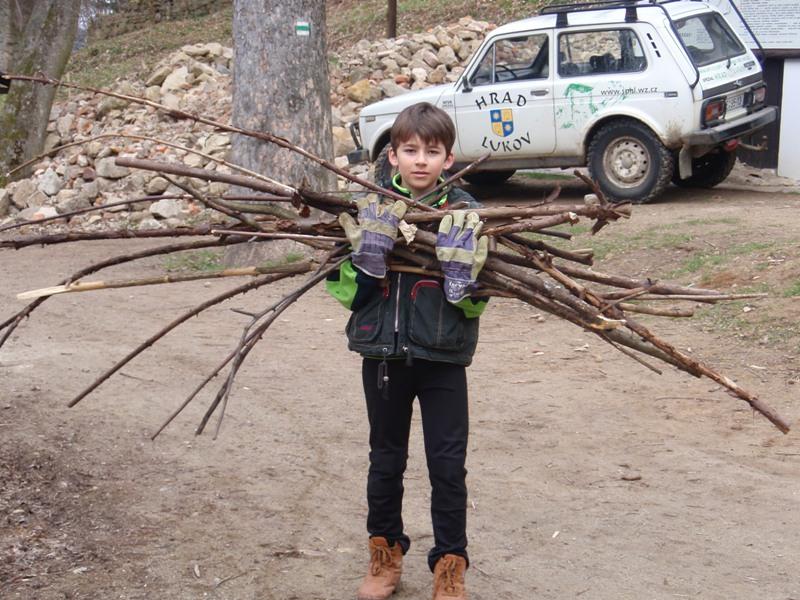 v této oblasti spolupracujeme se Spolkem přátel hradu Lukova.