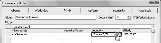 Přiřazení nákladových zdrojů V našem příkladu můžeme k úkolu Dokončení (oslava) přidat odpovídající počet lahví značkového vína, které máme k dispozici z naší firemní vinotéky.