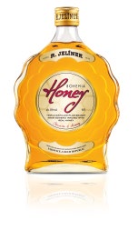vložíme plátky okurky, nalijeme Bohemia Honey a dolijeme