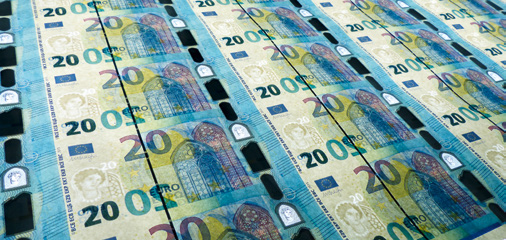 INOVATIVNÍ A BEZPEČNĚJŠÍ EUROBANKOVKY Nová bankovka je třetí bankovkou ze série Europa.