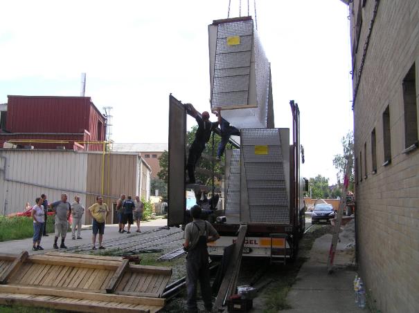 nepřímý ohřívák vzduchu. Březen 2008 říjen 2008 - Rekonstrukce vyhořelého dvoulískového hvozdu na jednolískový hvozd s rekuperací ve sladovně LYCOS Trnavské sladovne s.r.o. Trnava - spolupráce s generálním dodavatelem společností AGRO VOS, s.