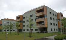 Japonsku. Inspirativní jsou návrhy a realizace bytových komplexů dřevěných pasivních a nízkoenergetických domů ve Vídni (obr. 7).