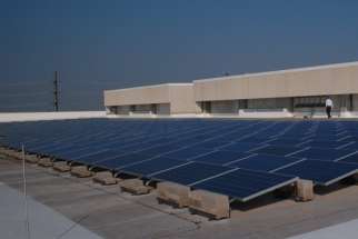 Napájení [kw] Redundatní elektrická přípojka Zelená energie solární panely, LED