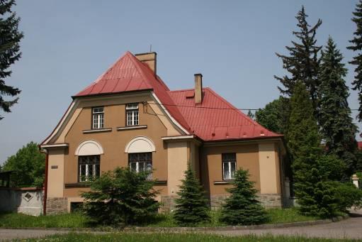 na obřadní síň farního sboru LECAV Nemovitá k ulturní památk a Soubor staveb hřbitova 100096/2 Hřbitovní kaple parc.č. 3170, k.ú.