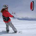 K těmto sportům, které však rozhodně hodně nejsou určeny pro každého, patří třeba: Snowcross - jízda na sněžných skútrech spojená s akrobatickými prvky.