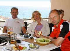 Přidáme-li k tomu ještě příjemný hotel v klidné zátoce na okraji rybářské vesničky a skvělou stravu, stává se představa skutečné pohody na Korčule dokonalou. 29. 5. 7. 6.