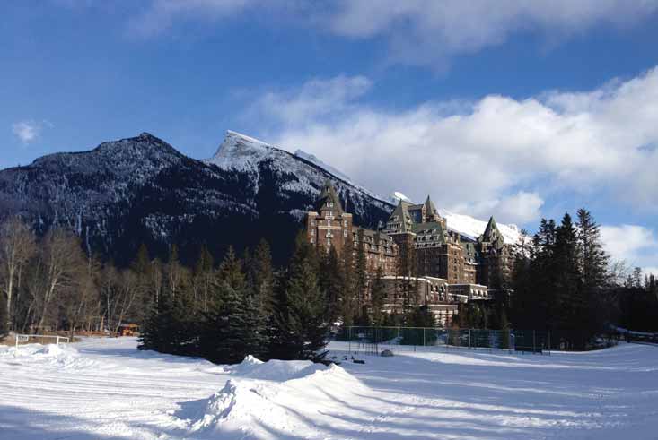 Hotel Fairmont, Banff. 76 Ještě foto před vzletem. a Britskou Columbii, taktéž by bylo vhodné se podívat do AIPu. Jako poslední jsem přelouskal Sharing the Skies od téhož leteckého úřadu.