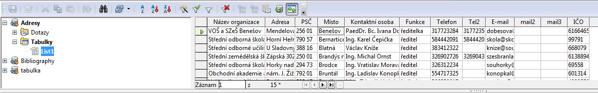 [pole] je odkaz na název pole ve tvaru [databáze.název listu.