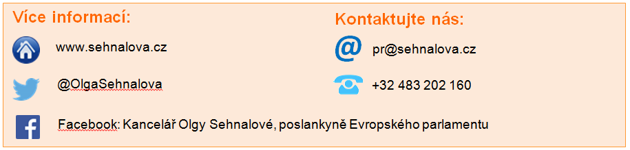 V letech 1998 až 2009 vykonávala také funkci místostarostky města.