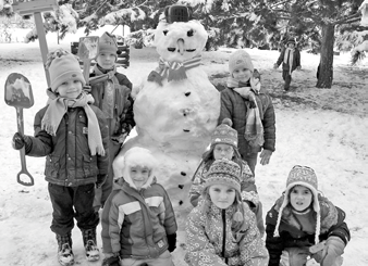 Staroměstské noviny 3/12 Aktuality 15 ZÁPIS DĚTÍ DO MATEŘSKÝCH ŠKOL Ředitelky mateřských škol na základě ustanovení zákona č. 561/2004 Sb.