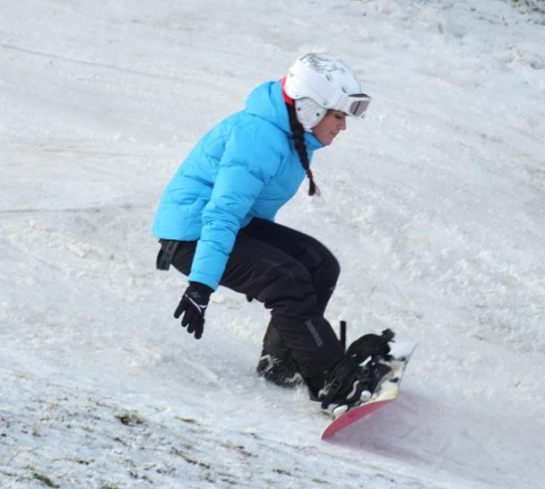 Leden 2014 5.-11. ledna Lyžařský kurz, Benecko Školní akce Závod ve sjezdu lyže, snowboard Závod ve slalomu lyže, snowboard Únor 2014 4. února Sálová kopaná Okrskové kolo 6.-7. ročník chlapci 1.