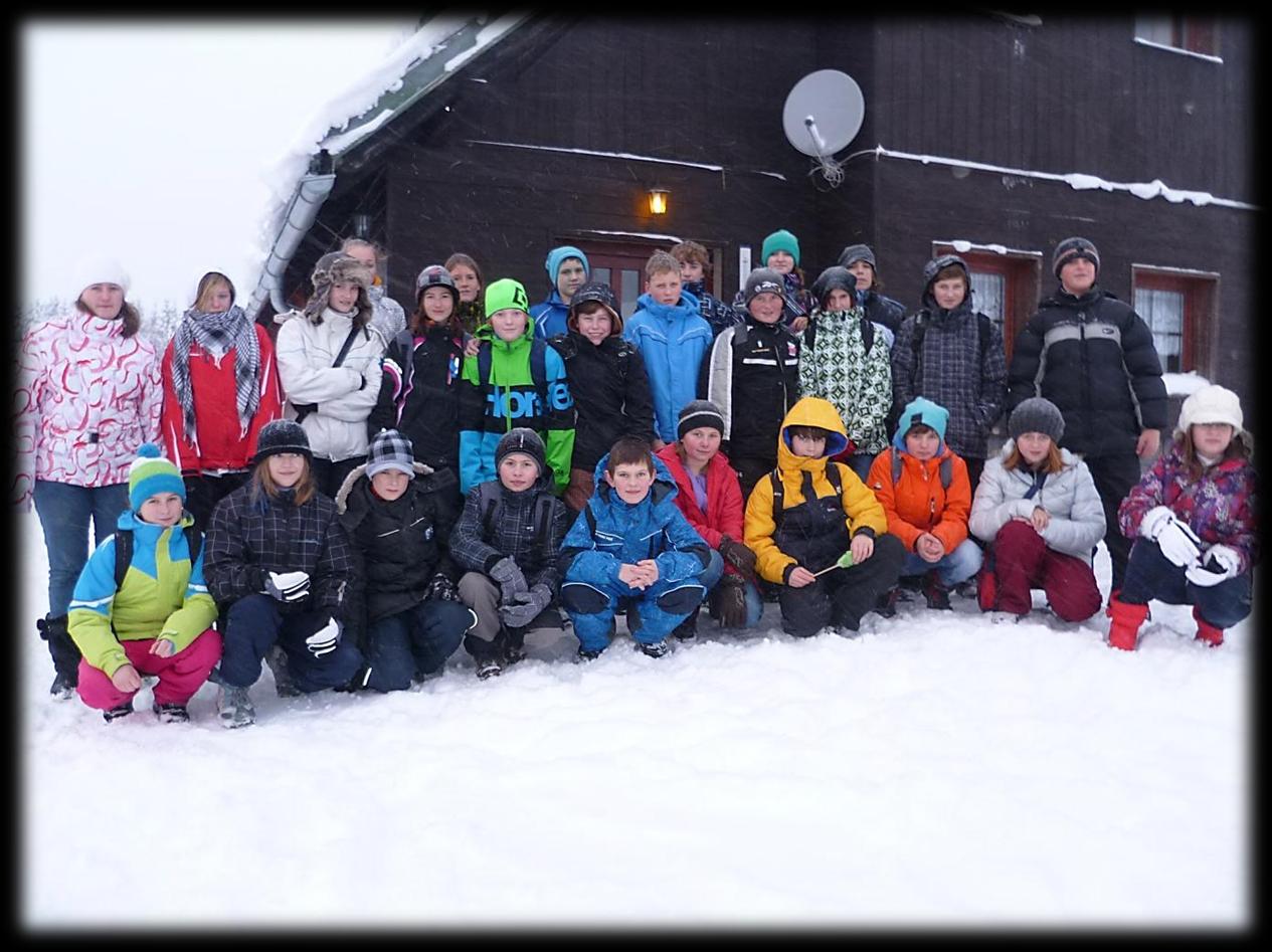 Od 7.1.-12.1.2013 jsme se zúčastnili lyţařského výcviku v Malé Úpě. Byli jsme ubytováni na Moravance (jako vţdy). Sněhové podmínky celý týden před naším nástupem se stále zhoršovaly.