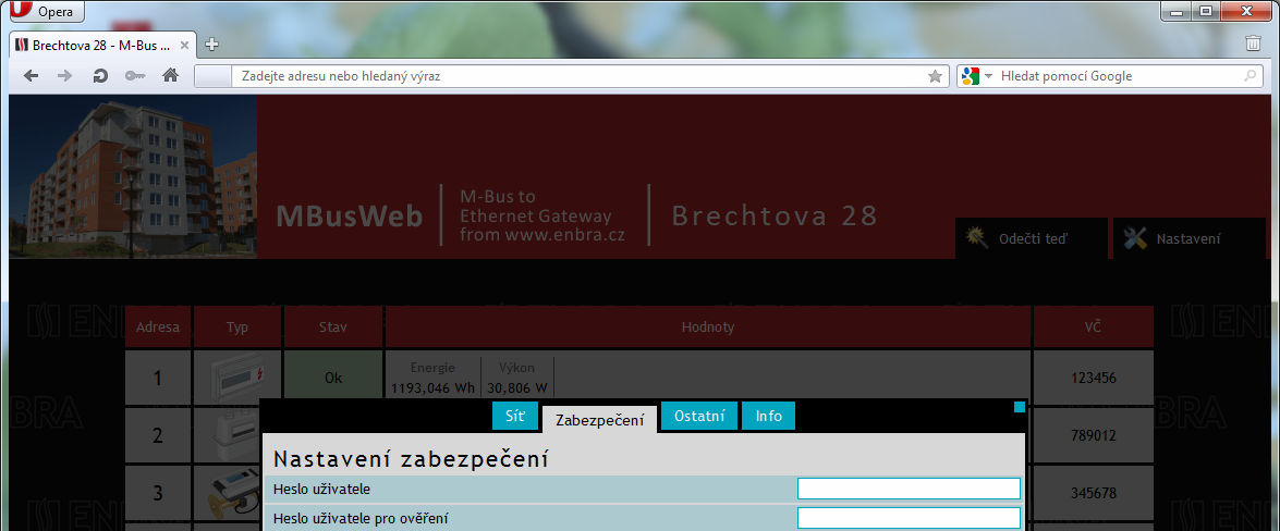 Po uložení dojde k restartu zařízení. Po prodlevě se celé webové rozhraní načte znovu. Pokud byla změněna IP adresa zařízení, pokusí se web přesměrovat zobrazení na novou IP adresu.