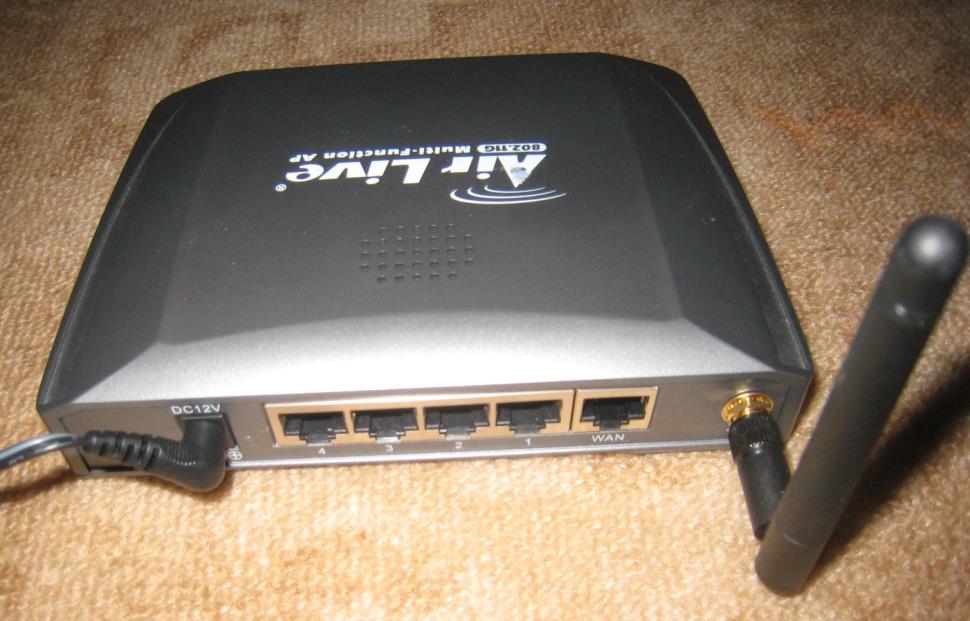 Pro doplnění sítí slouží vhodný router 4 porty