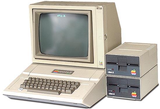 Očasník 3. základní školy v Berouně Ročník II, číslo 3 Počátky Applu Inc. Počáteční léta Apple byl založen 1. dubna, 1976 Stevem Jobsem, Stevem Wozniakem a Ronaldem Waynem.